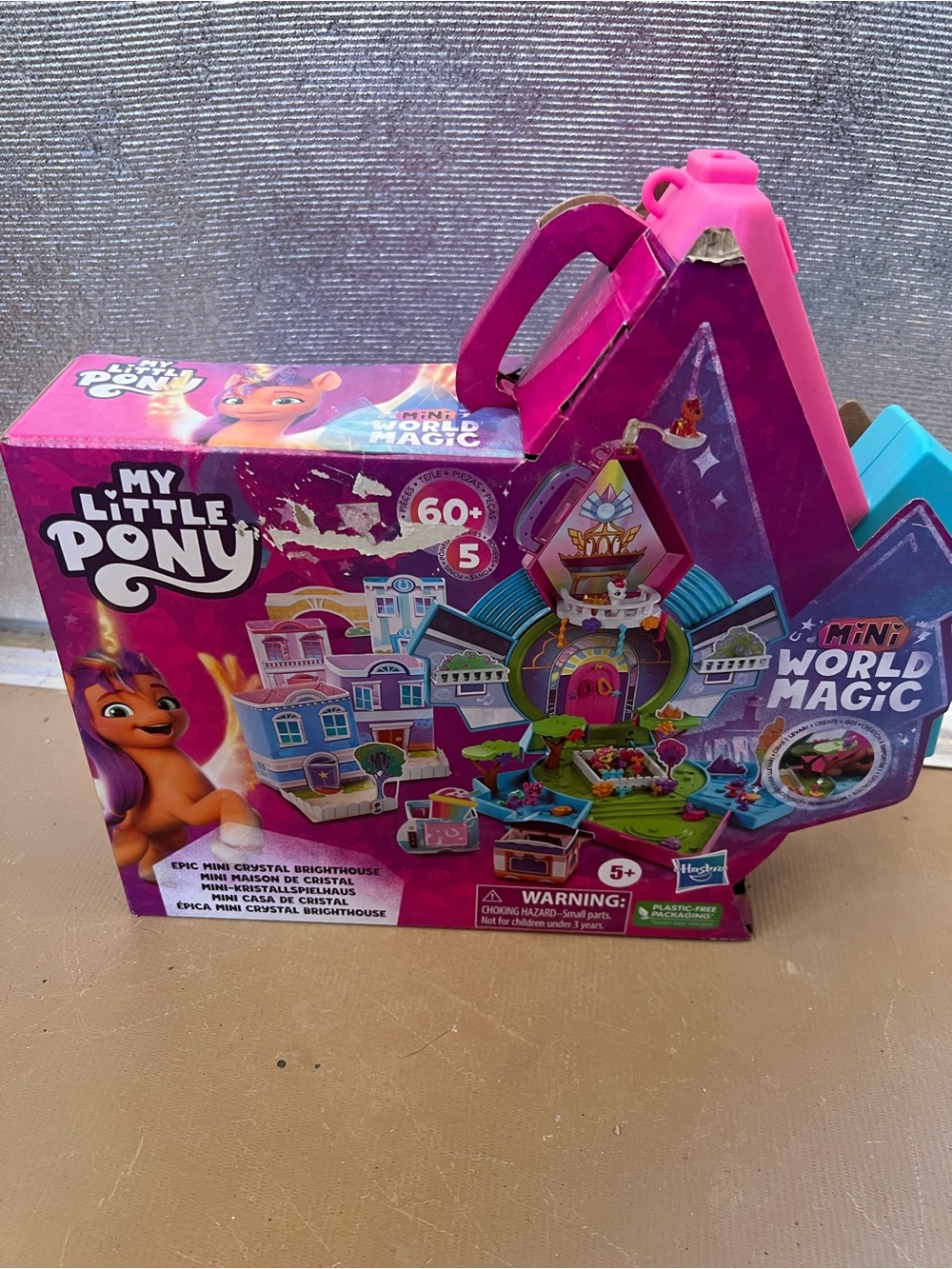 My Little Pony Mini World Magic Playset -NIB $25